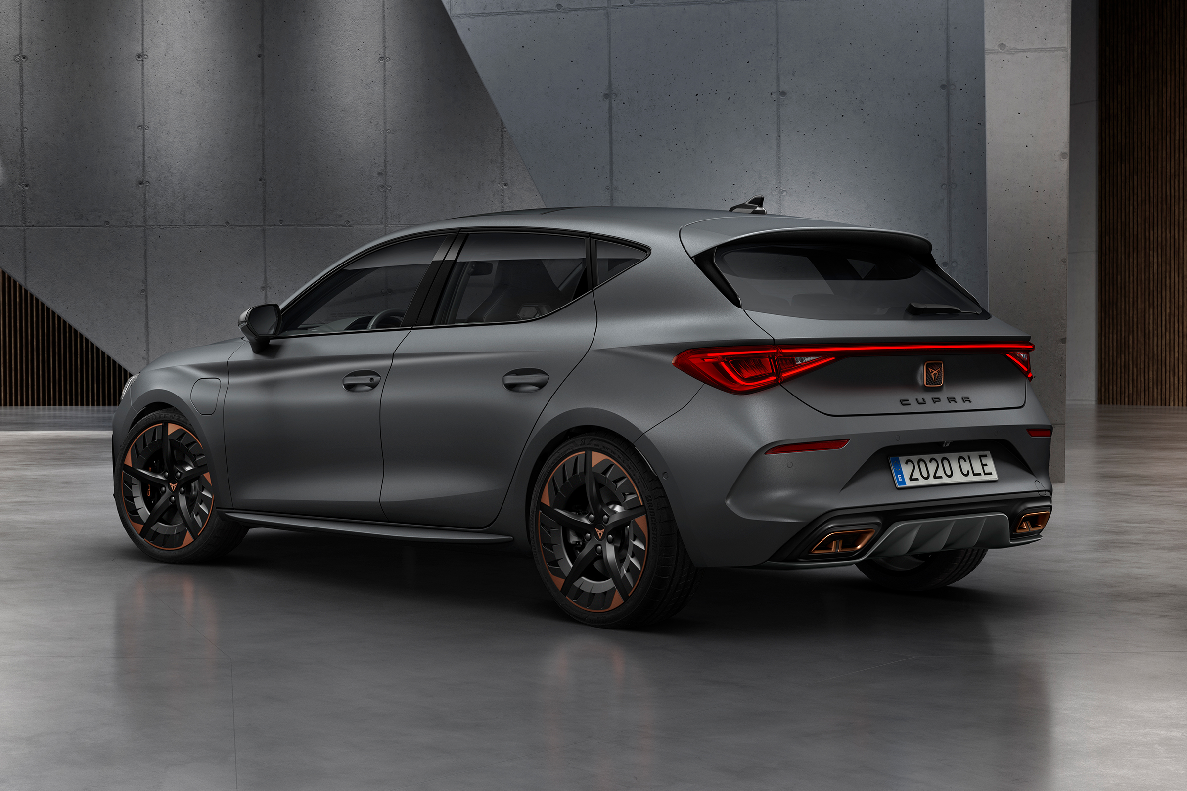 Cupra Leon hatch - front static