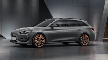 Cupra Leon Estate - front 3/4 static