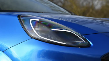 Ford Puma - headlight