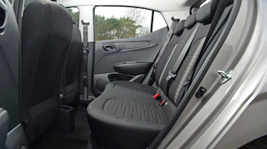 Hyundai i10 - rear seats