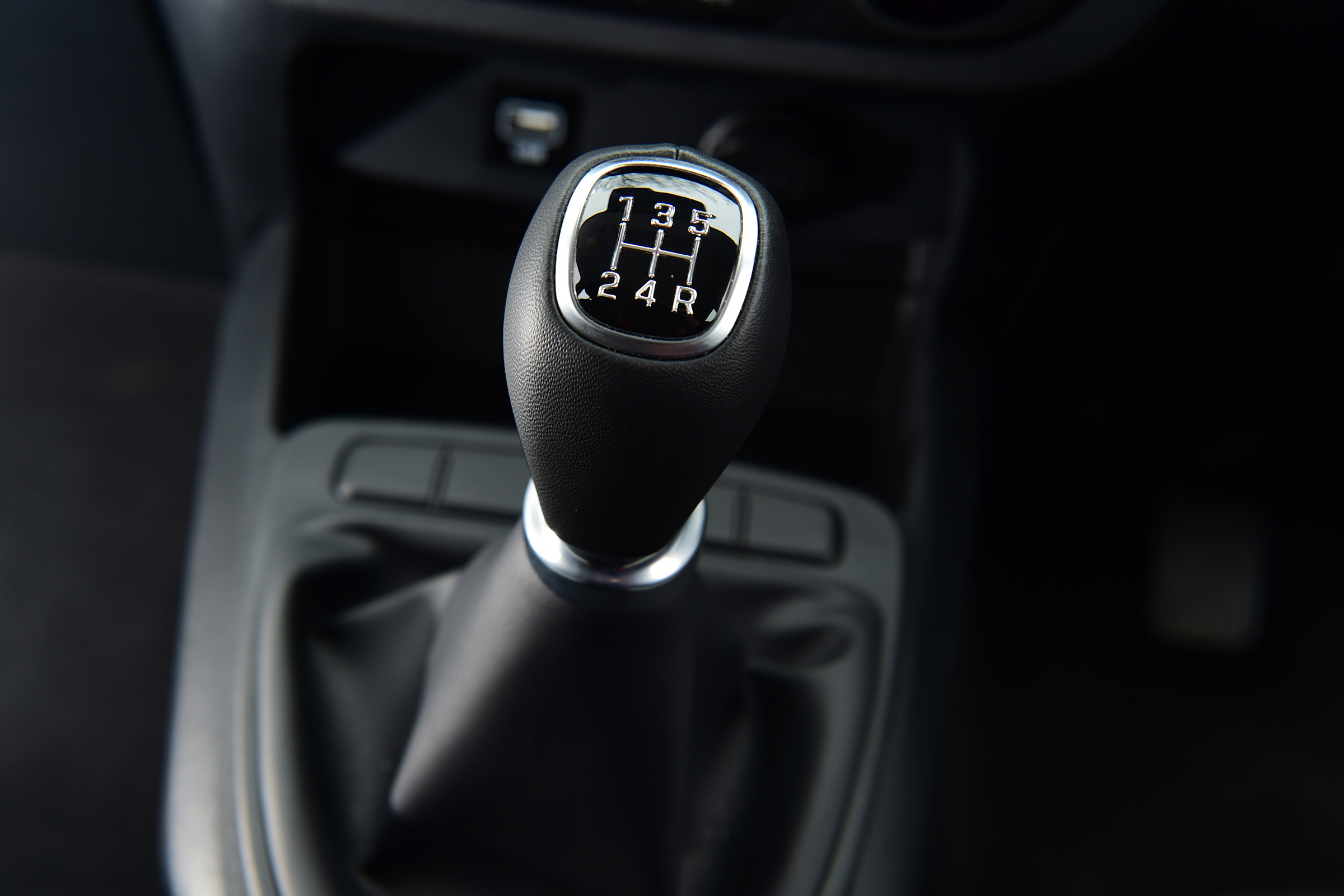 Hyundai i10 - gear lever