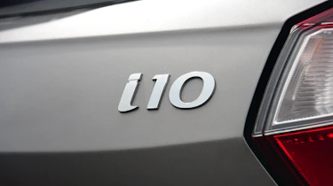 Hyundai i10 - badge