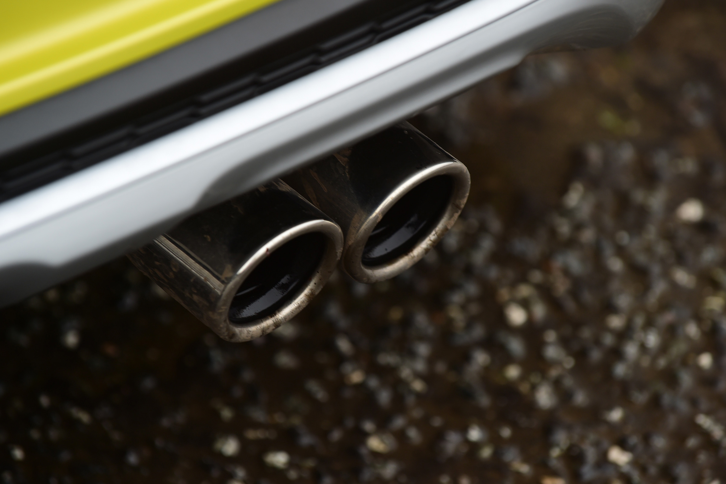 Kia Picanto - exhaust