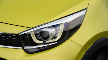 Kia Picanto - headlight