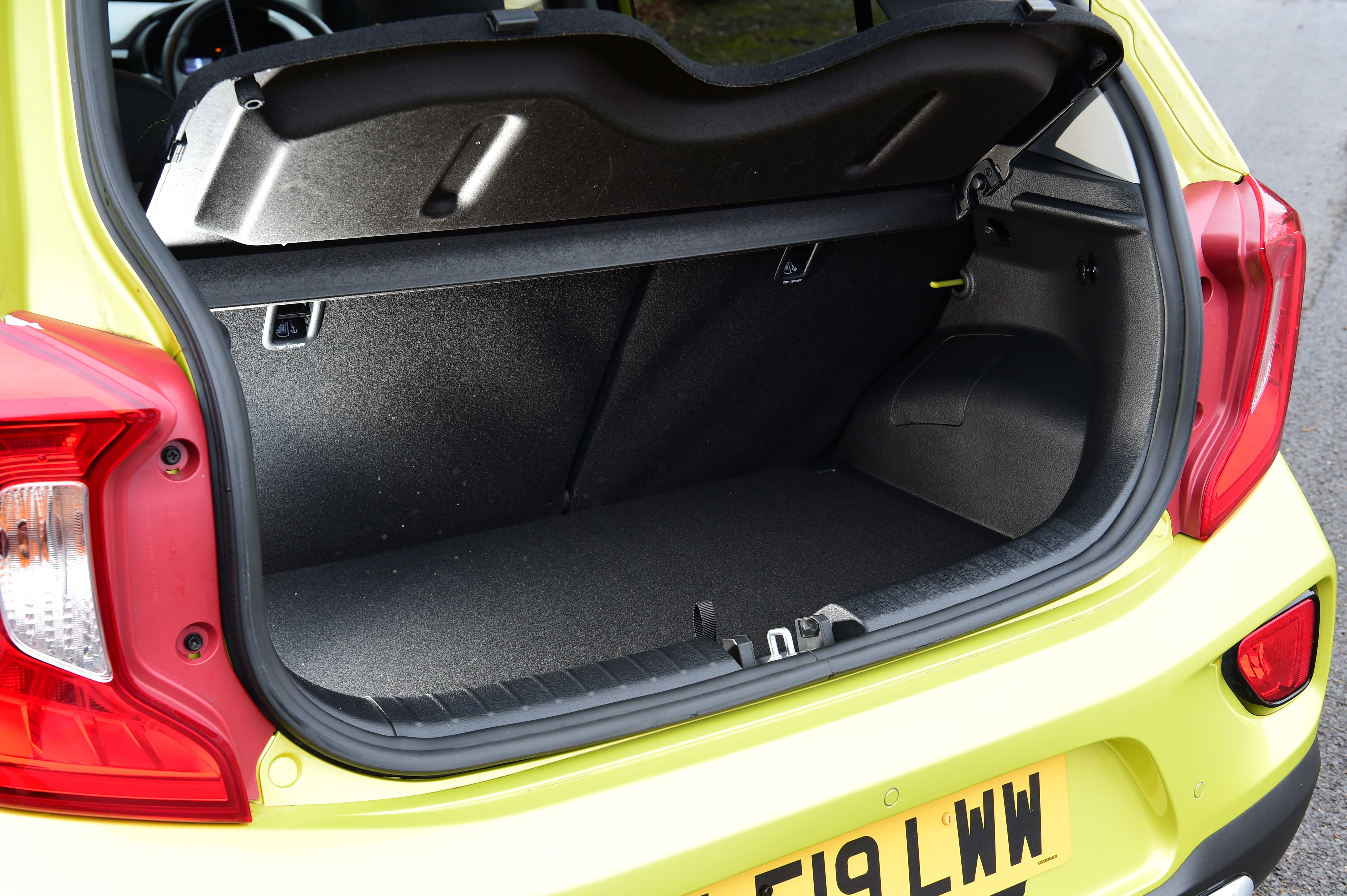 Kia Picanto - boot