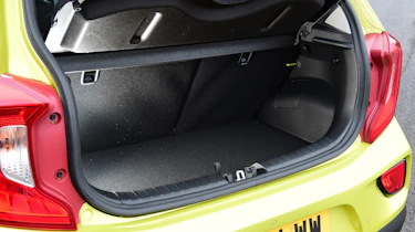 Kia Picanto - boot