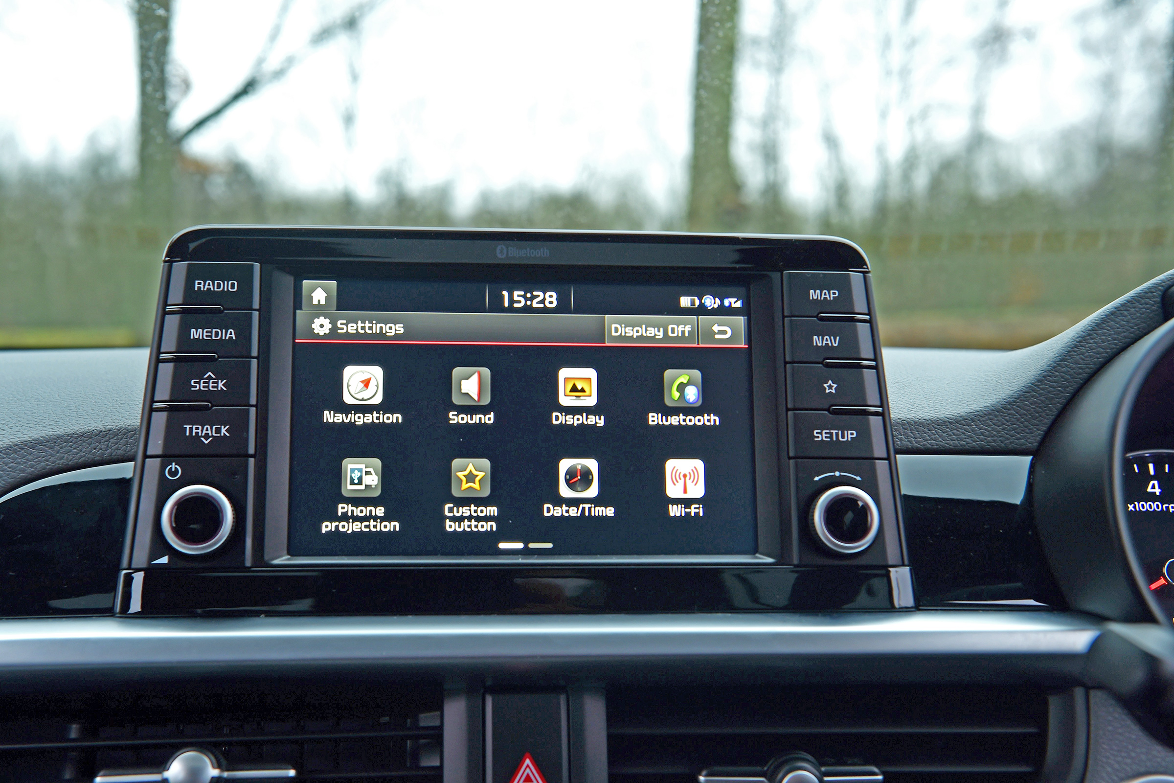 Kia Picanto - screen