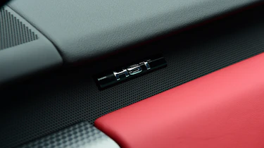 Range Rover HST - interior