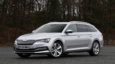 Skoda Superb iV - front static