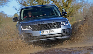 Range Rover P400 - splash