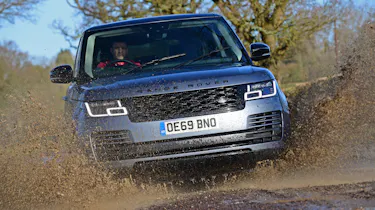 Range Rover P400 - splash