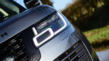 Range Rover P400 - headlight