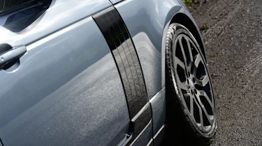 Range Rover P400 - wheel