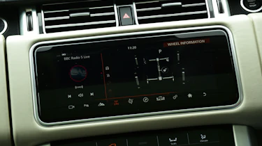 Range Rover P400 - dash