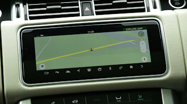 Range Rover P400 - dash