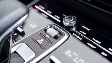 Porsche Cayenne Coupe - interior