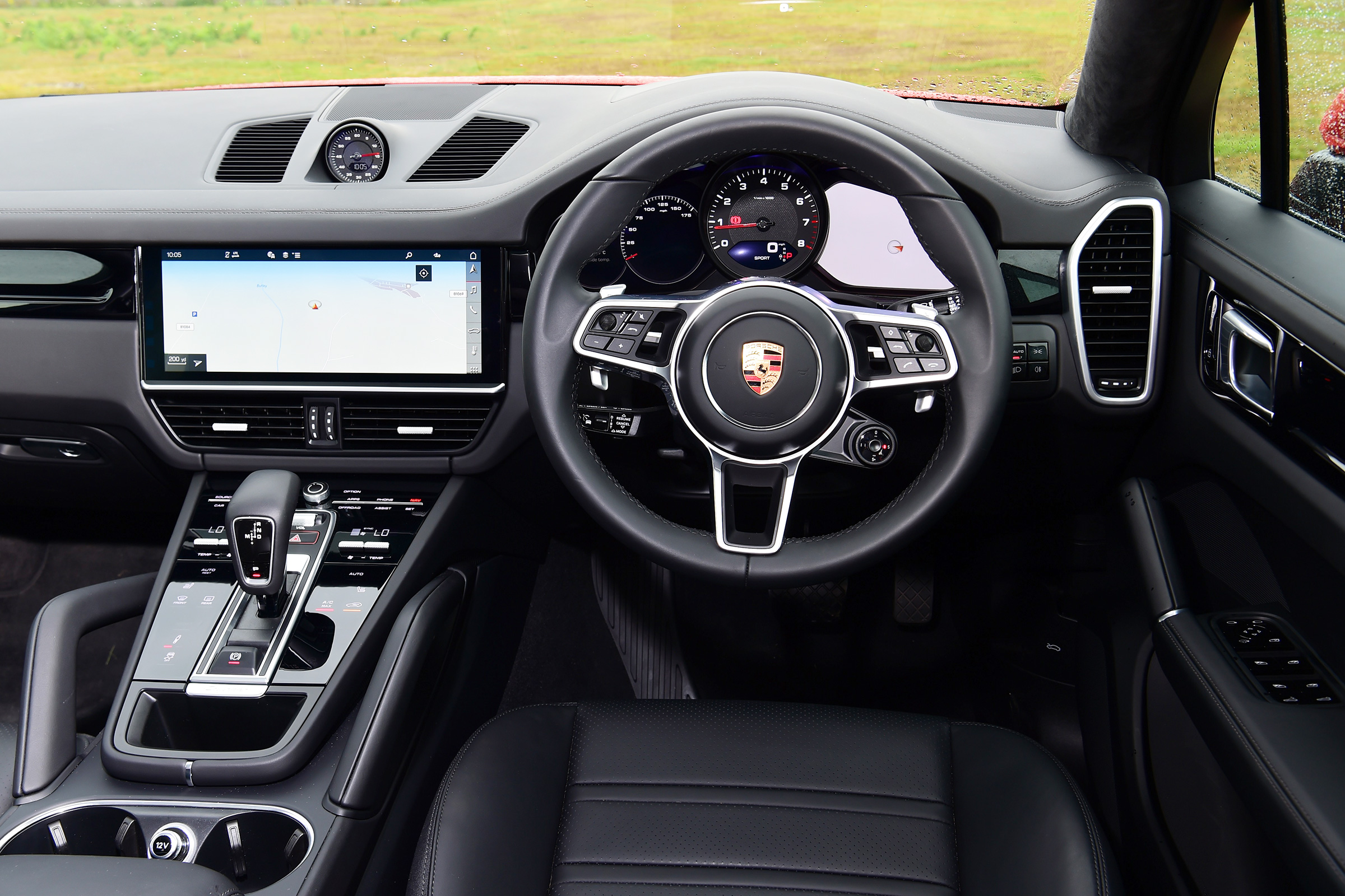 Porsche Cayenne Coupe - interior