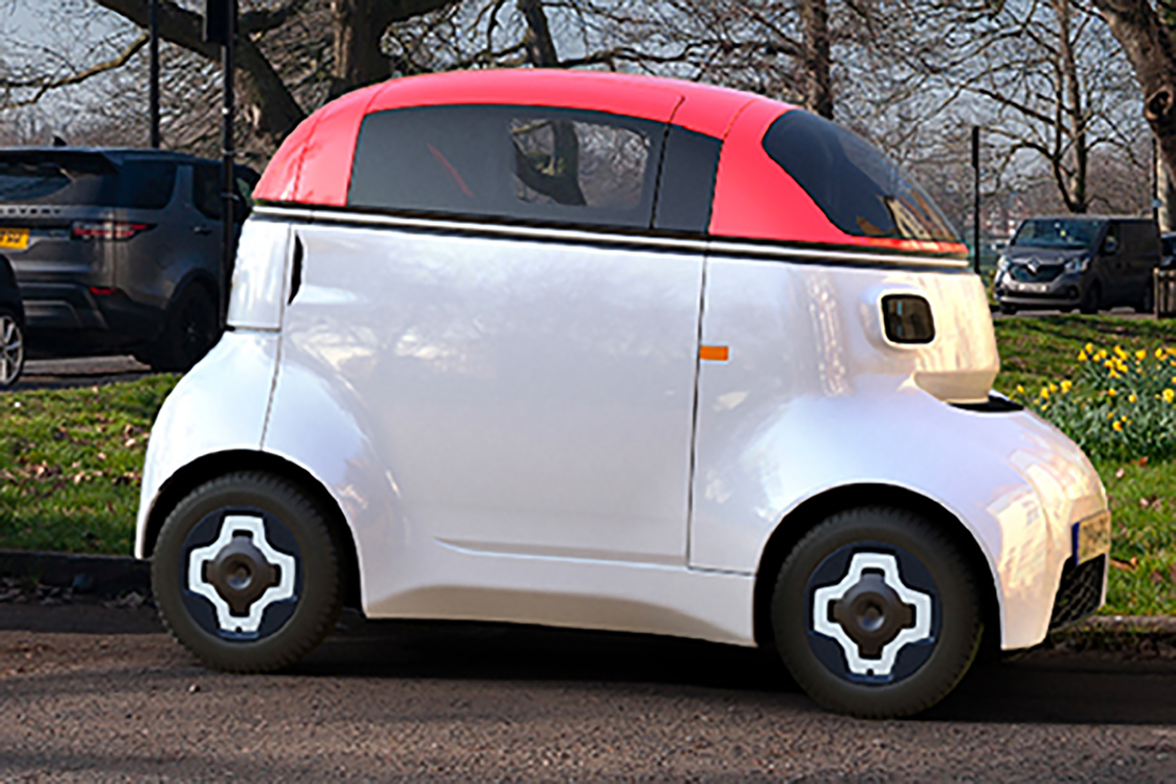Gordon Murray Design Motive Pod - side
