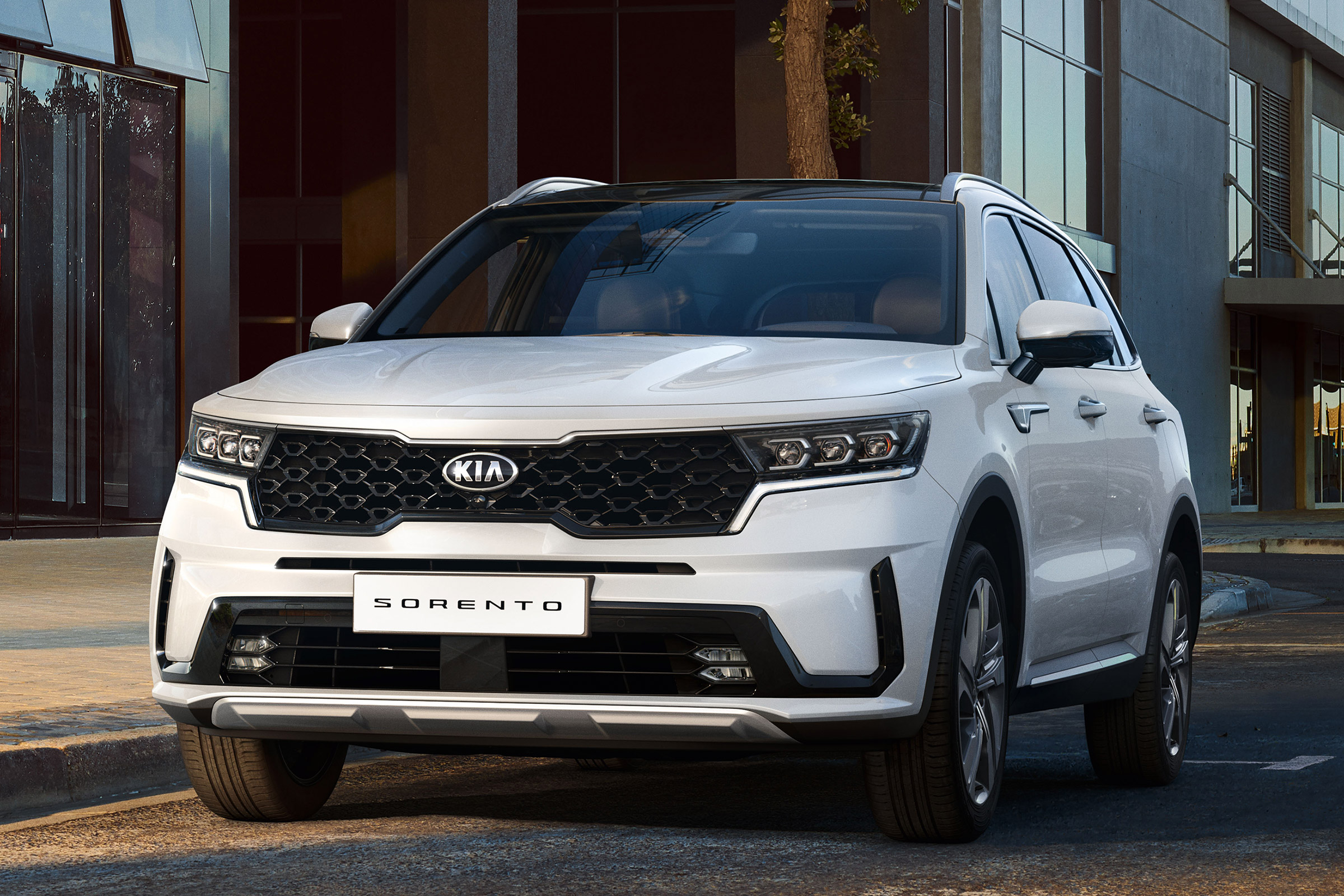 Kia Sorento - full front