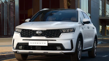 Kia Sorento - full front
