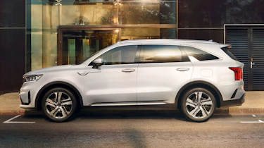 Kia Sorento - side