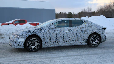 Mercedes EQE - side