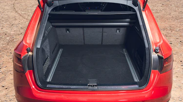 Audi RS 4 Avant - boot