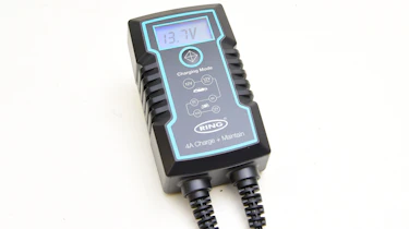 Ring Smart Battery Charger & Maintainer RSC804