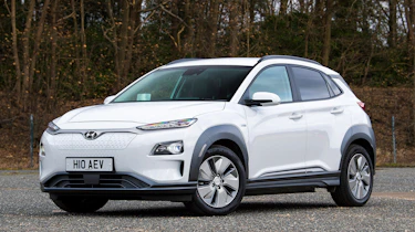 white hyundai kona electric