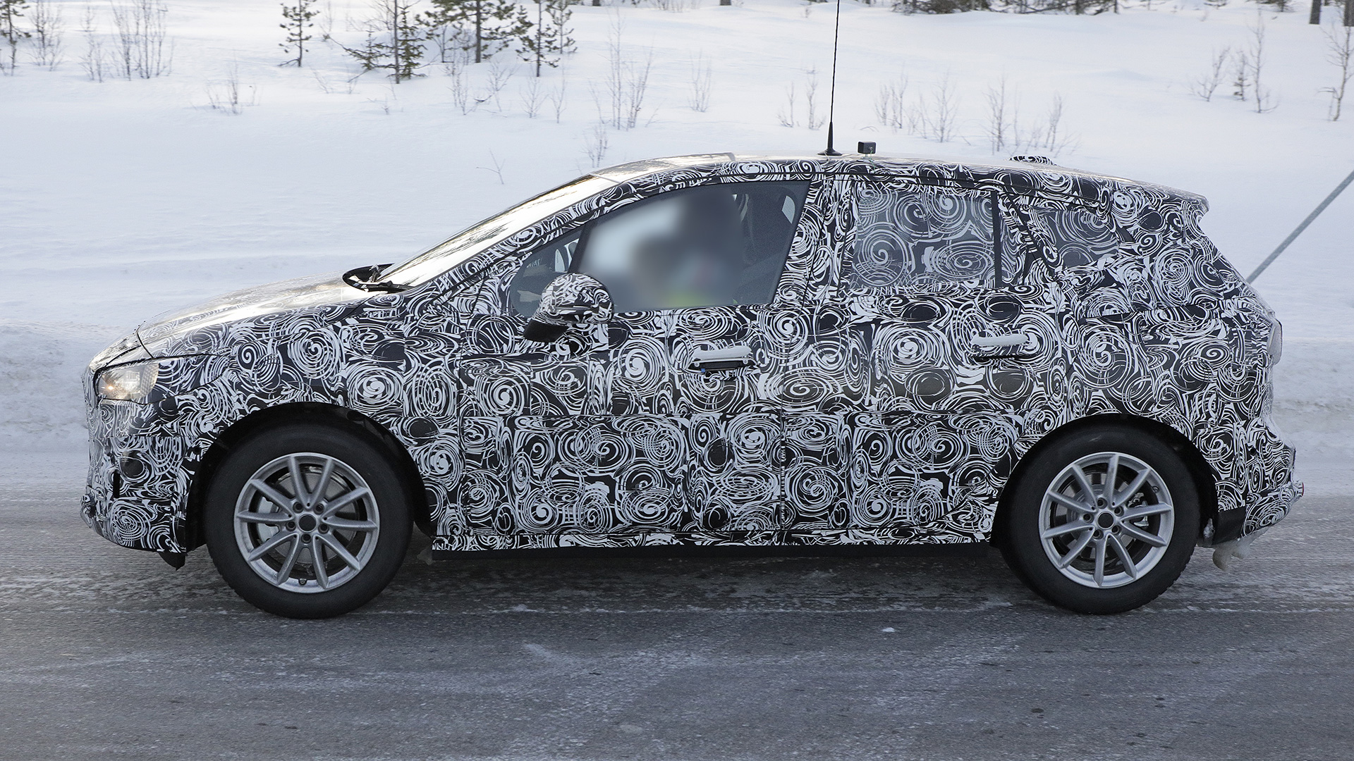 BMW 2 Series Tourer spy - side