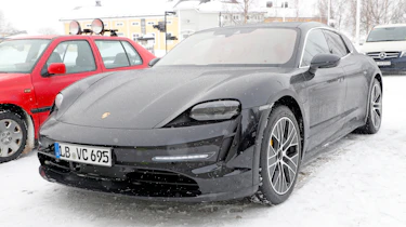 Porsche Taycan Cross Turismo