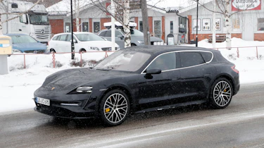 Porsche Taycan Cross Turismo