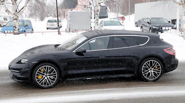 Porsche Taycan Cross Turismo