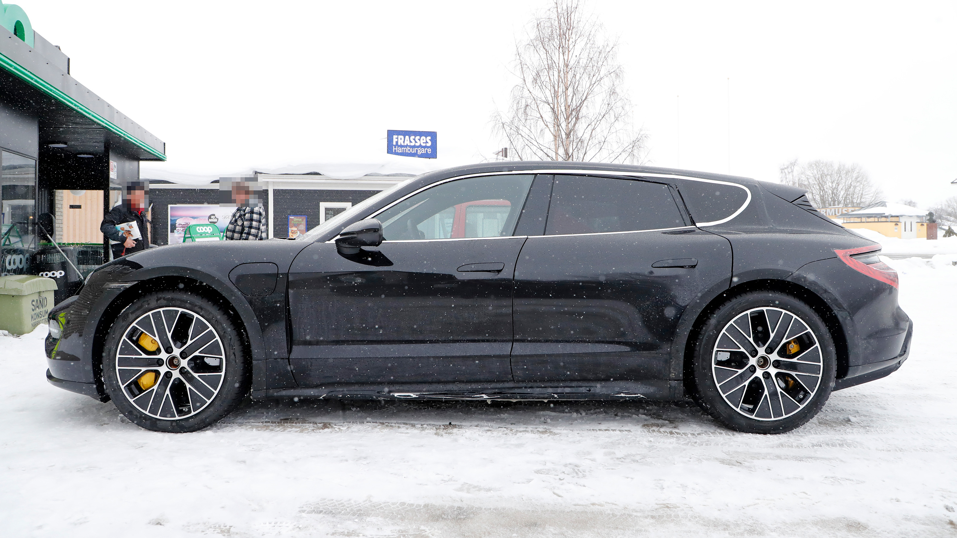 Porsche Taycan Cross Turismo