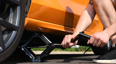 Jacking up a car