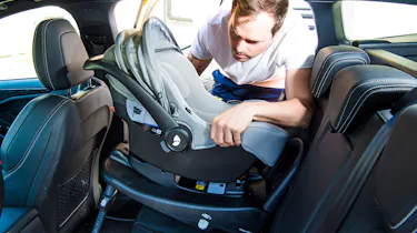 Joie i-snug infant car seat