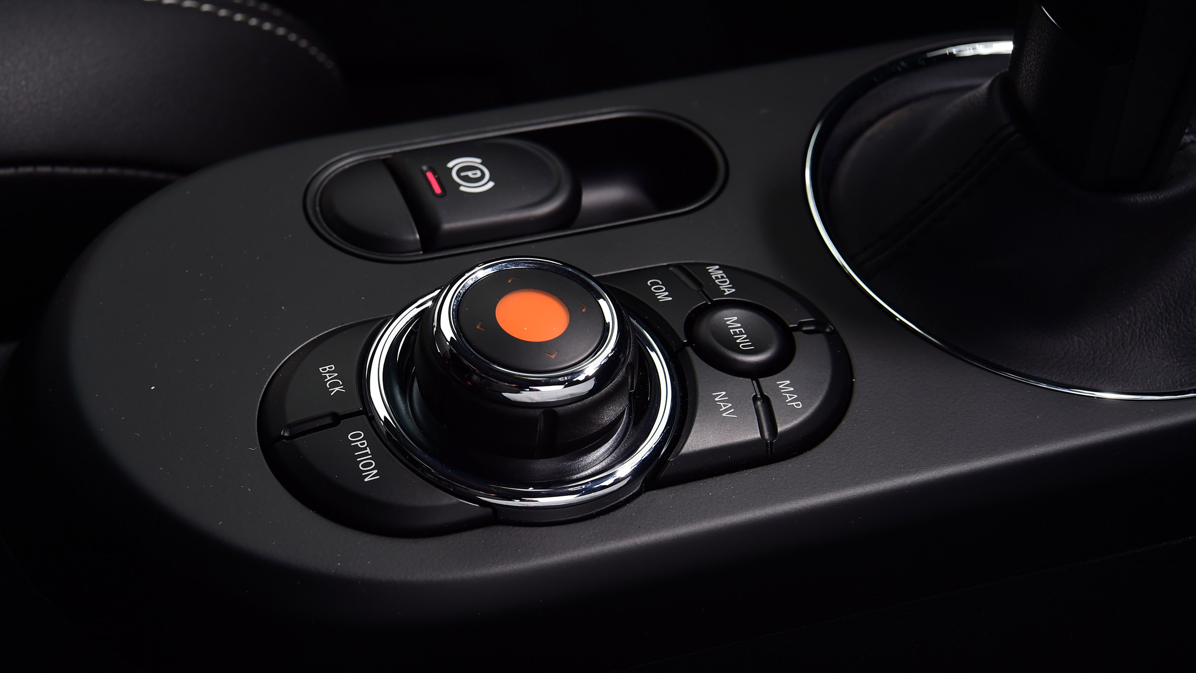 MINI Electric long termer - interior