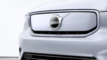 Volvo XC40 P8 Recharge - grille