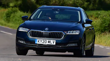 Skoda Octavia Estate - front cornering