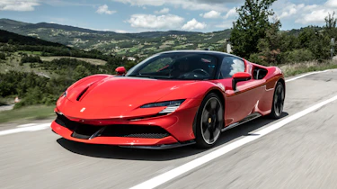 Ferrari SF90 - front tracking