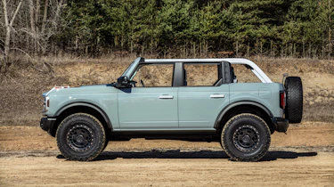 Ford Bronco 8