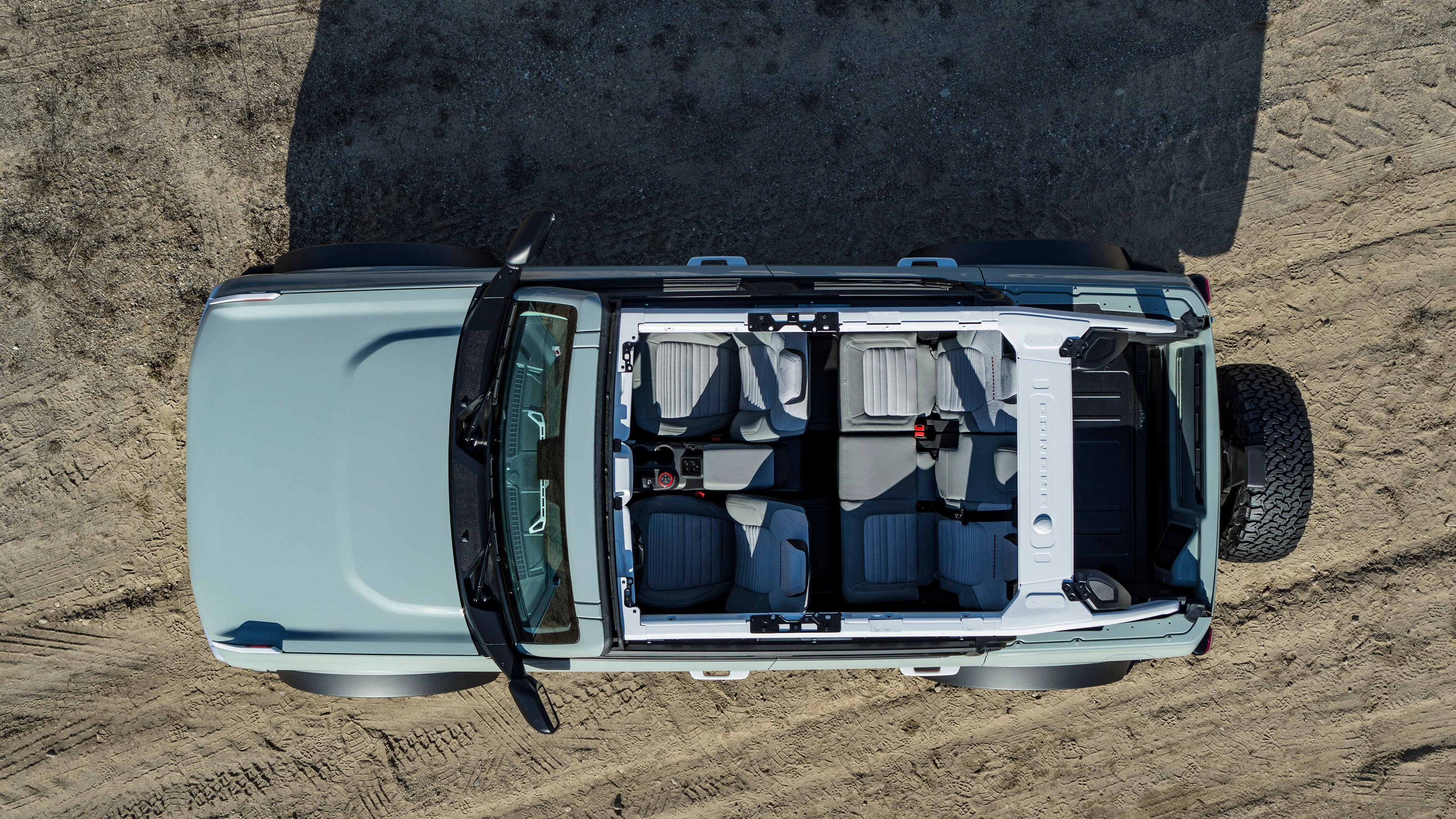 Ford Bronco 31