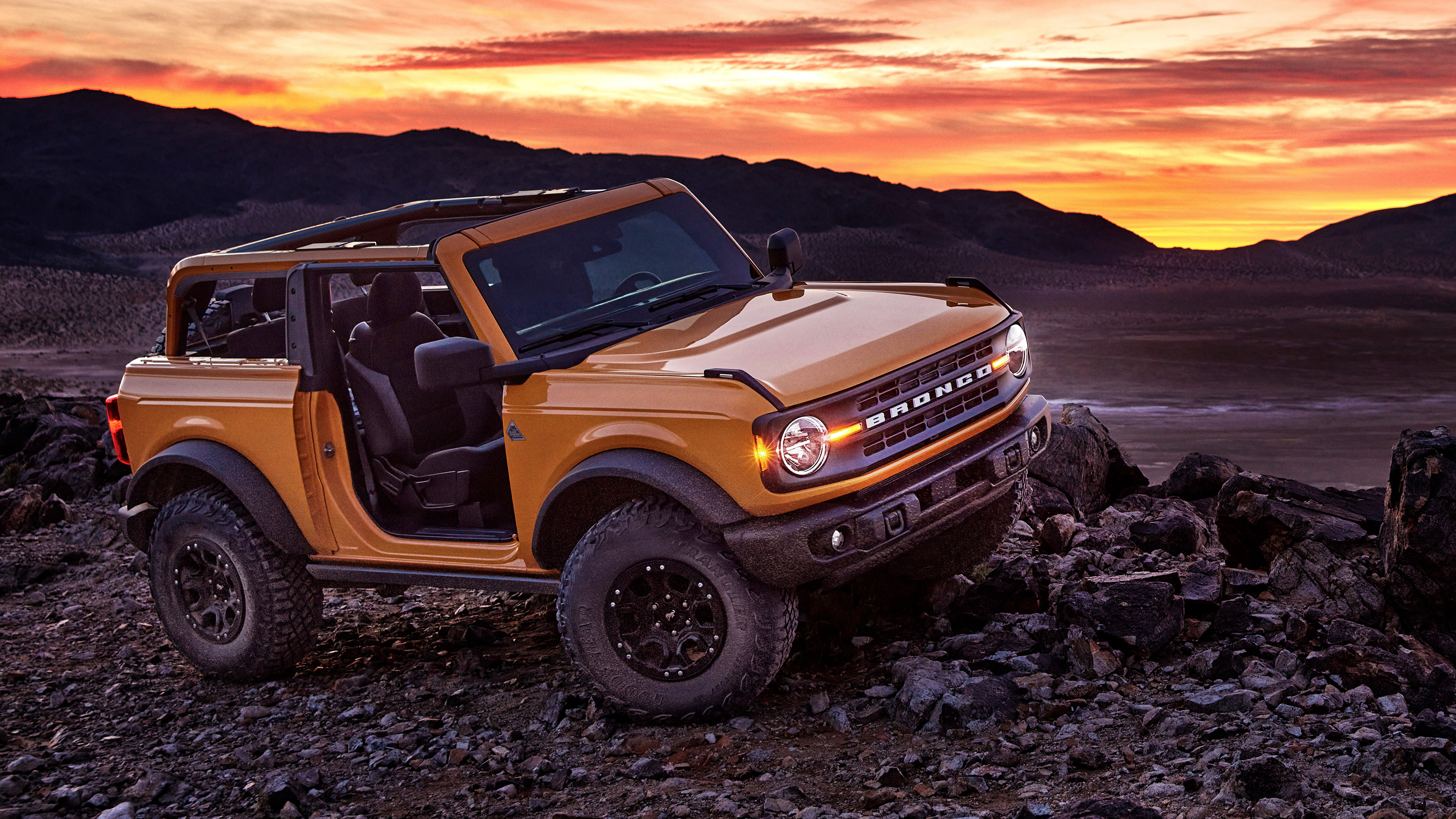 Ford Bronco 4