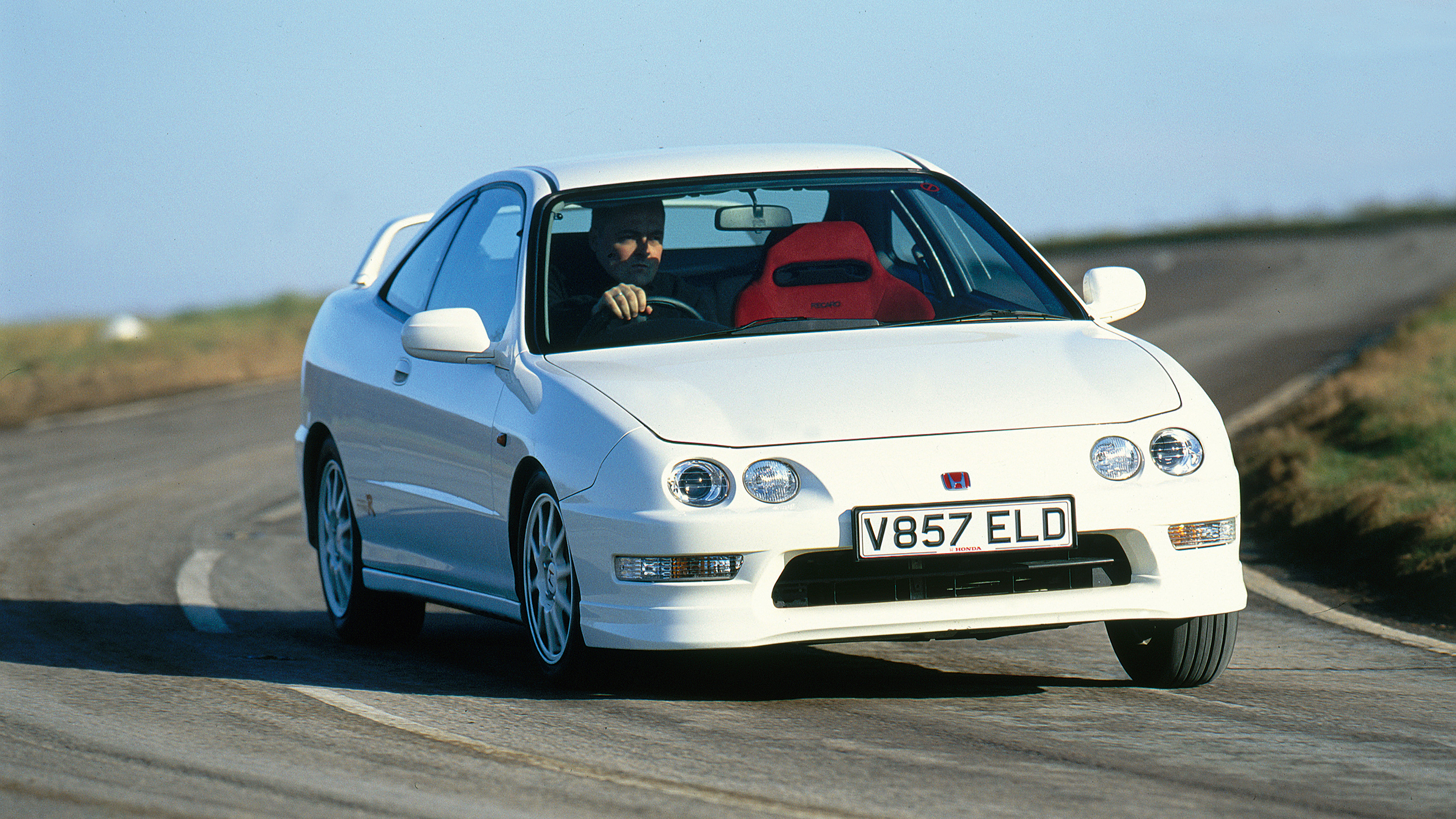 Honda Integra Type R - front cornering 