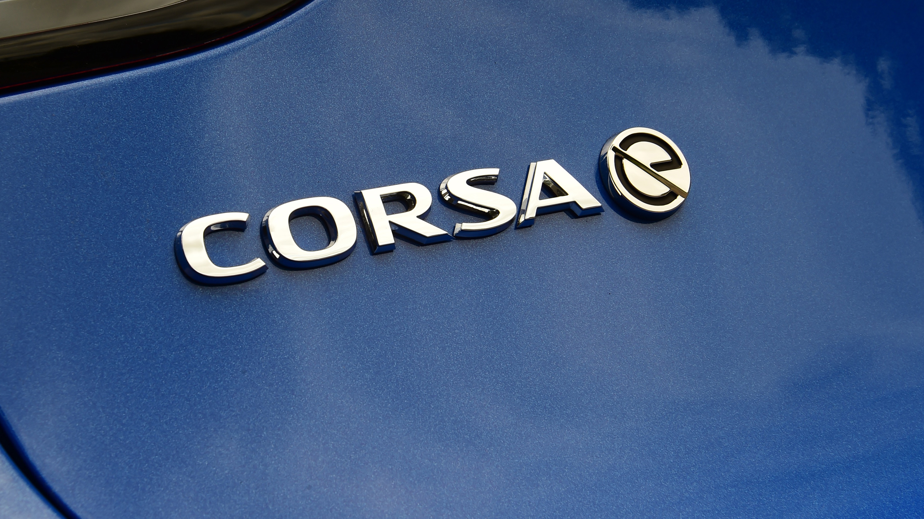 Vauxhall Corsa-e - badge