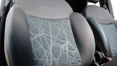 Fiat 500 Hybrid - front seats