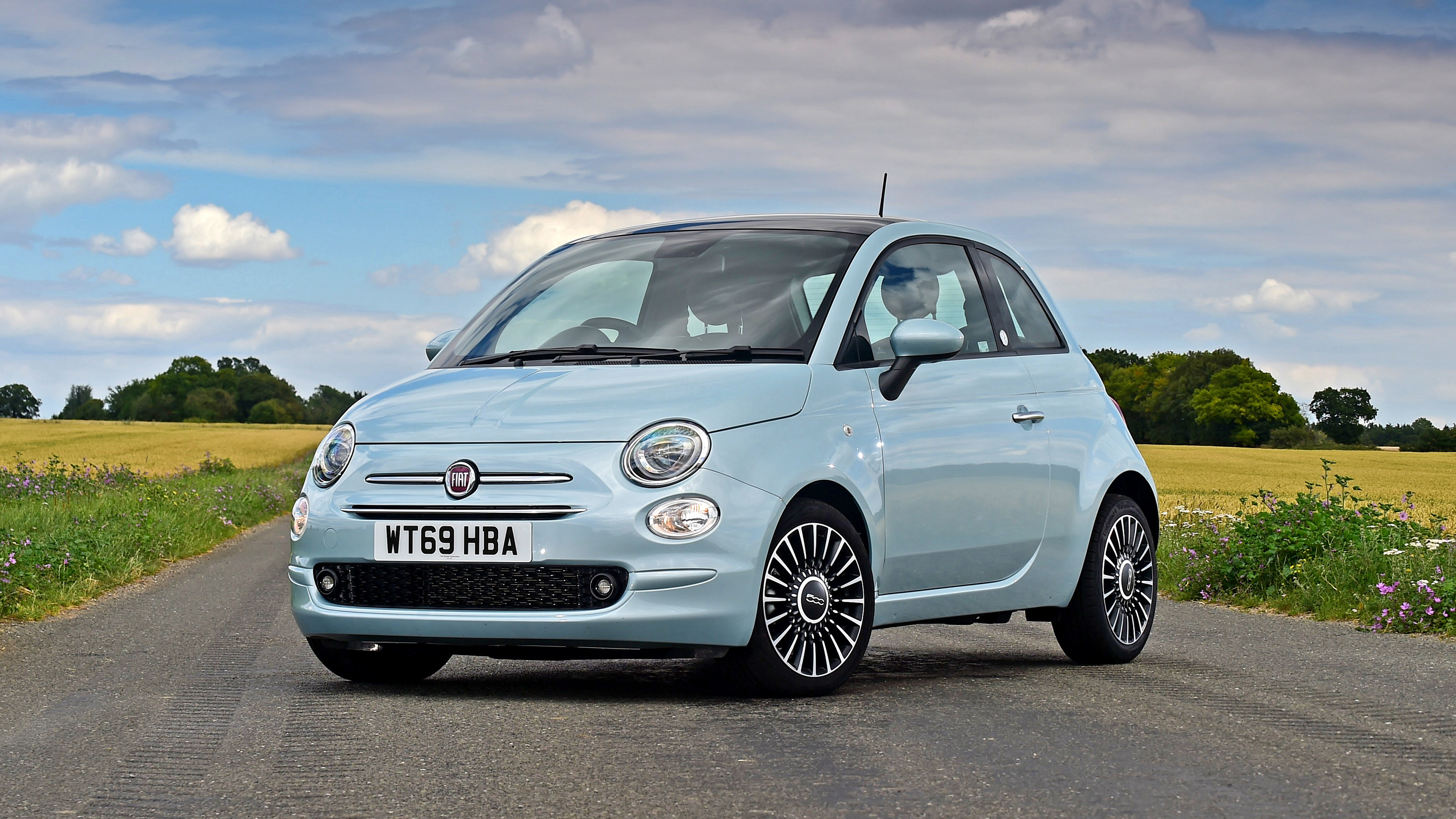 Fiat 500 Hybrid - front static