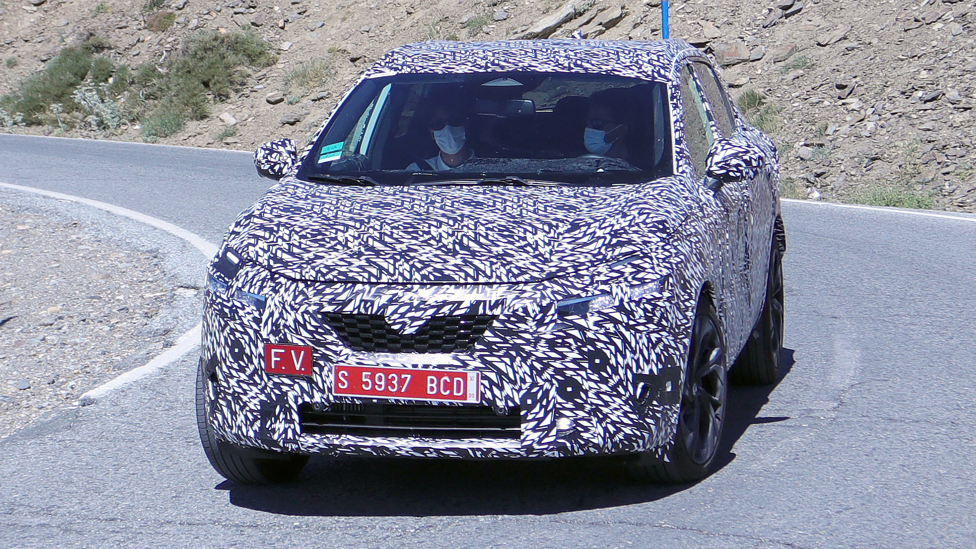New Nissan Qashqai - spyshot 10