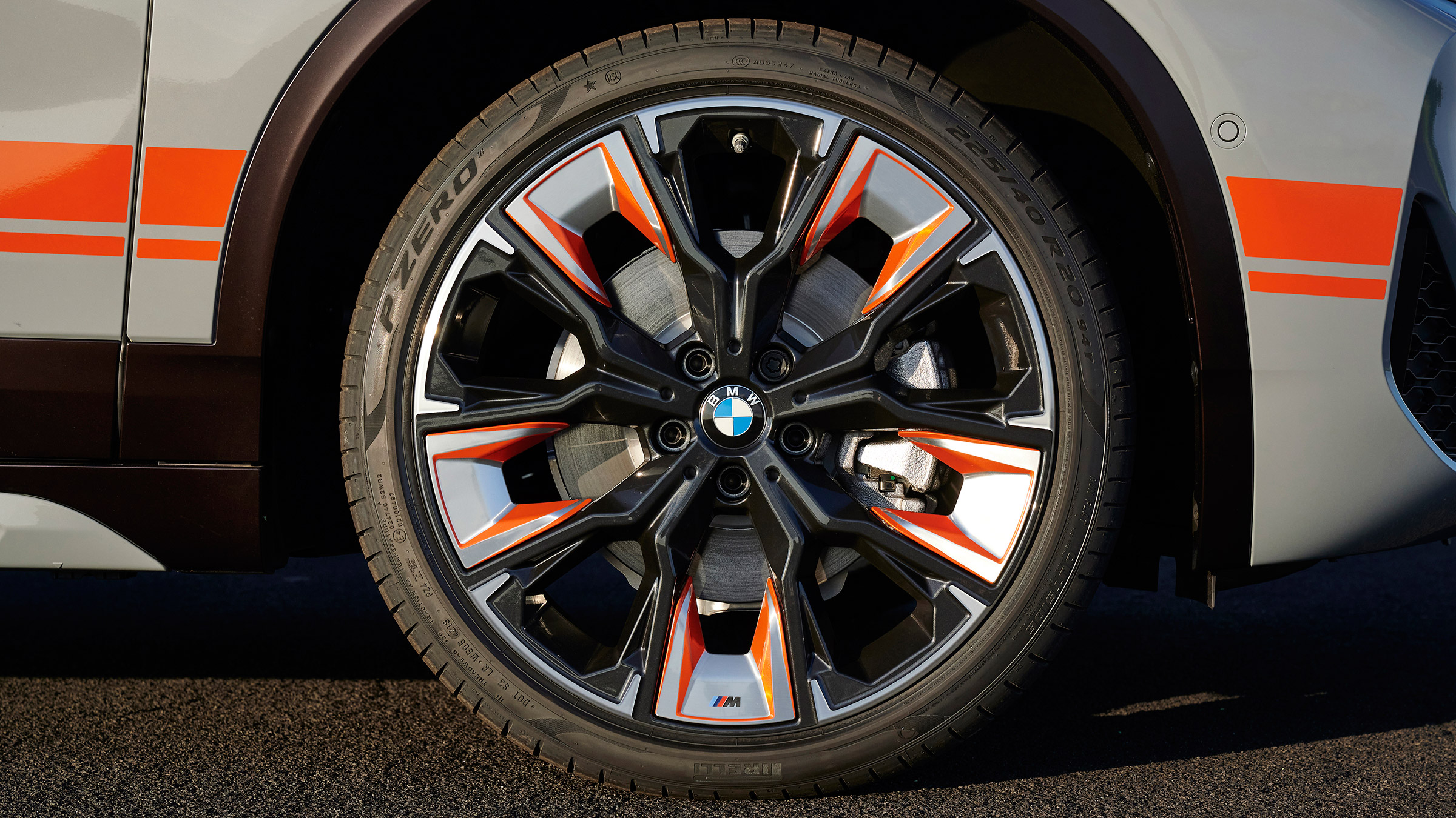 BMW X2 M Mesh Edition - wheel