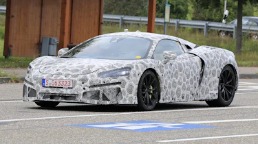 McLaren Artura - spyshot 3